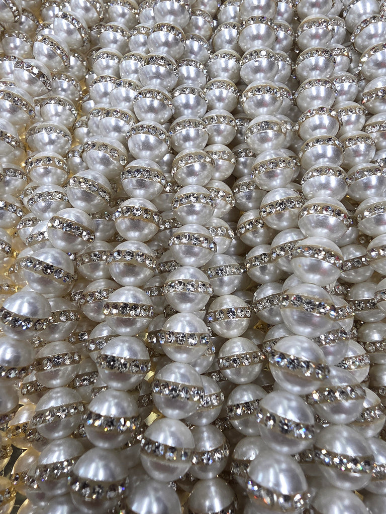 Shell Pearls with Rhinestones